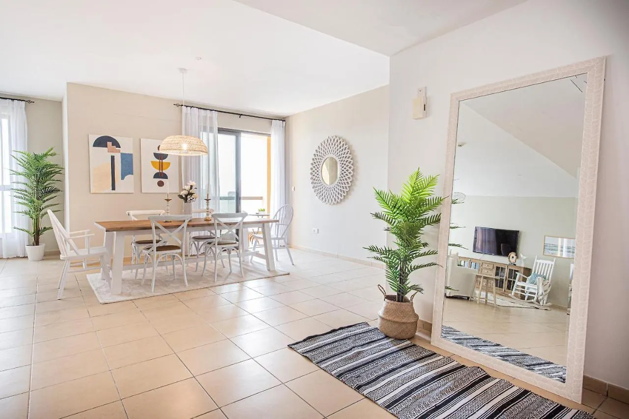 Apartment Nasma Luxury Stays- Majestic Marina Views, Lavish 4Br Getaway In Jbr Dubai