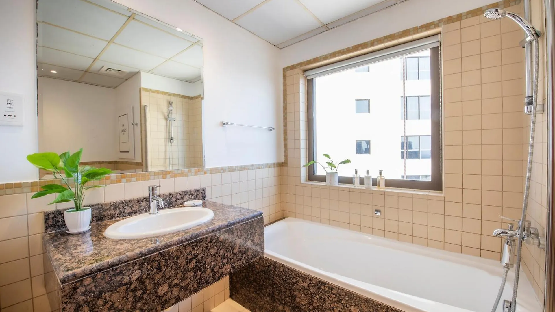 Nasma Luxury Stays- Majestic Marina Views, Lavish 4Br Getaway In Jbr Dubai 0*,